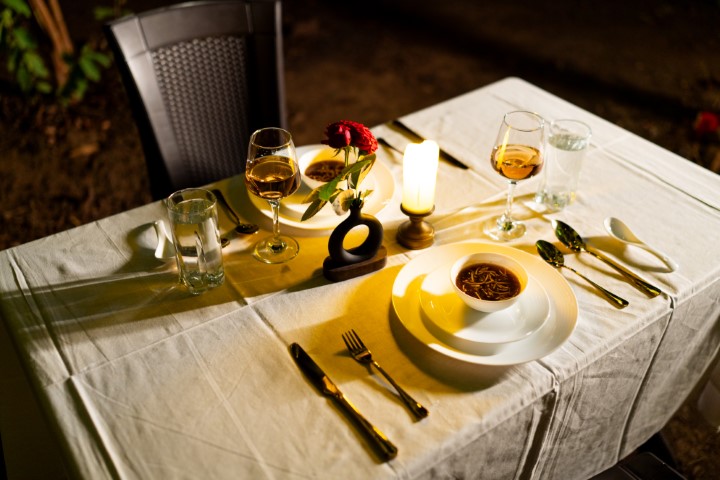 Experience True Comfort at a Luxury Resort in Tadoba with Authentic Local Dining